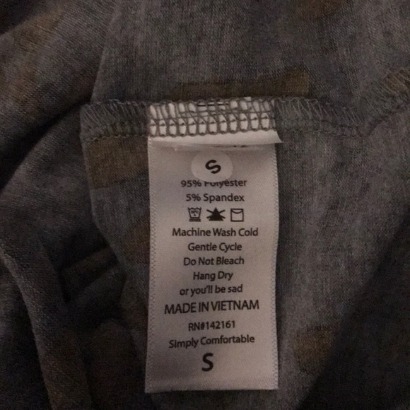 Lularoe Disney Randy Tee - Picture 5 of 6